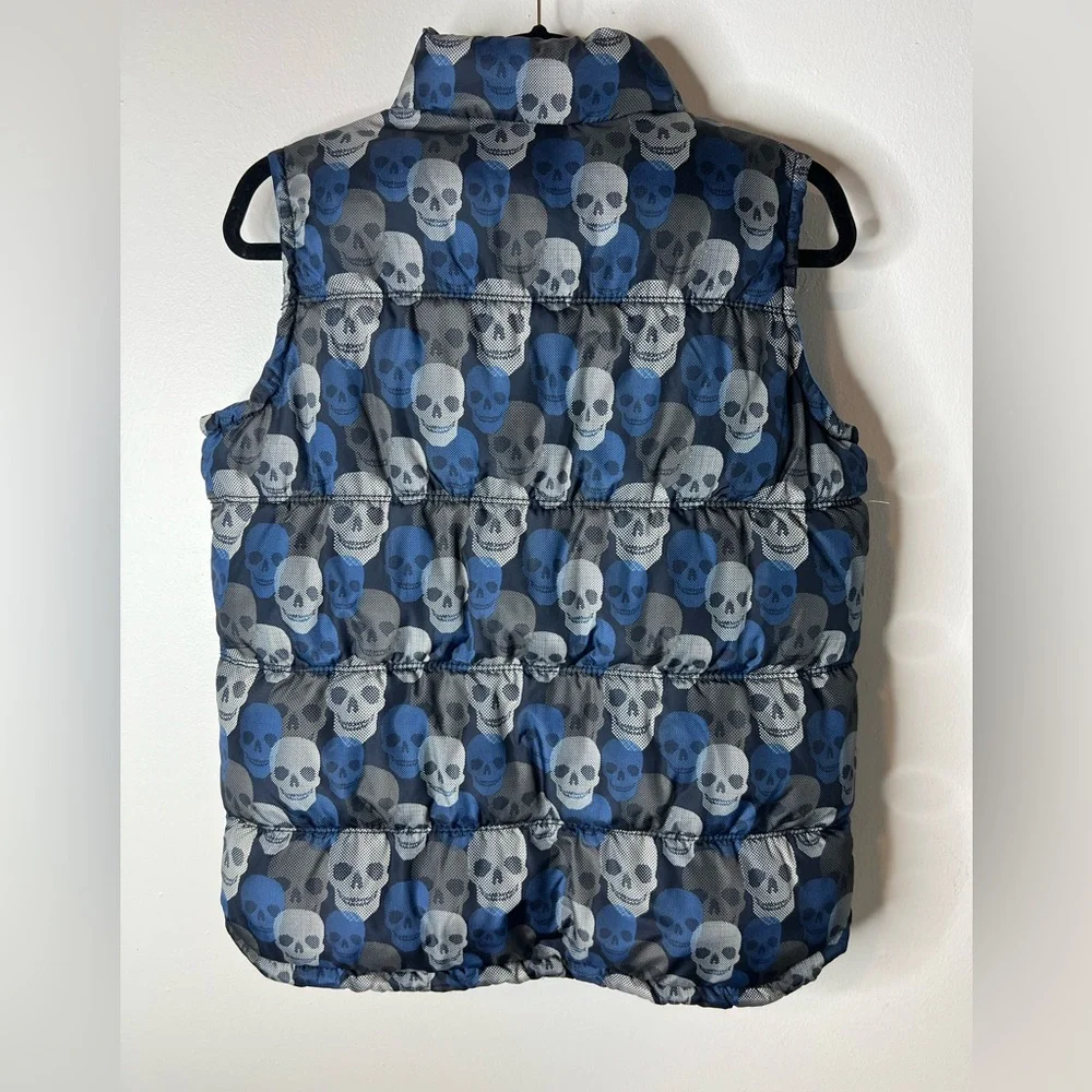 Old Navy Boys Puffer Vest Blue Gray Skulls SZ L (10-12) EUC